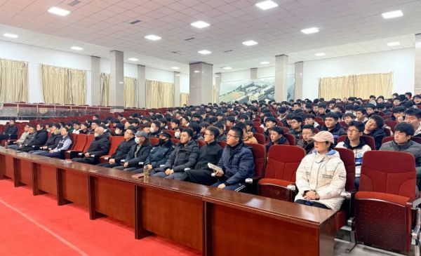 兰州达德职业学校扎实开展消防知识讲座与应急演练活动