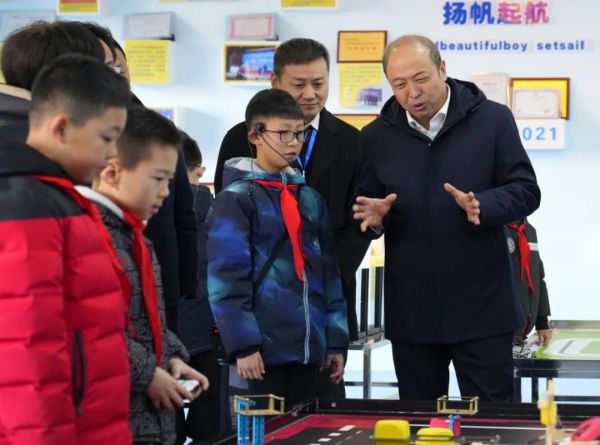 张国珍在陇南市调研指导教育工作