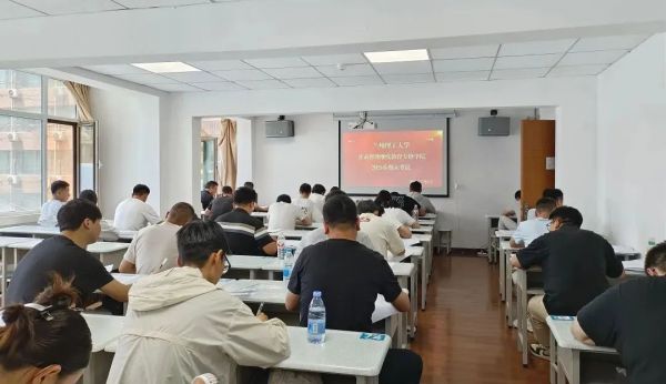 兰州理工大学在籍学生2025学年春季学期期末考试工作顺利完成！