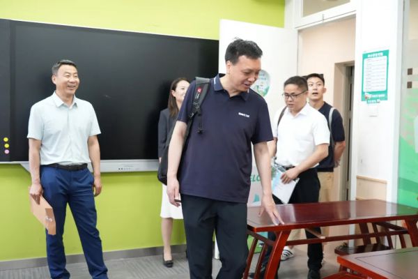 兰州新东方与兰州大学外国语学院、文学院签署共建实习实践基地合作协议