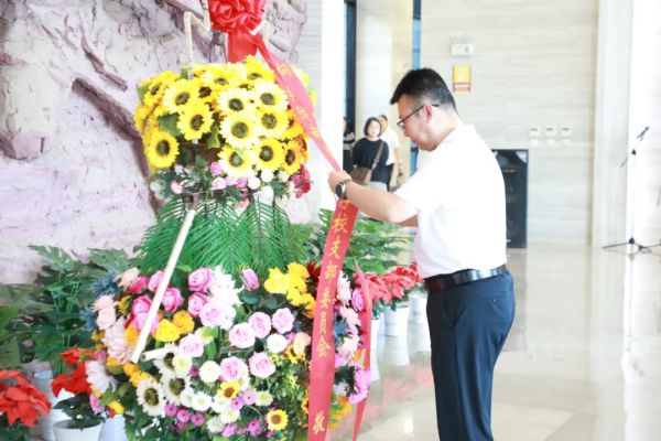 追寻红色记忆 传承革命精神 || 陇南育才学校组织党员教师开展“迎七一”主题党日活动