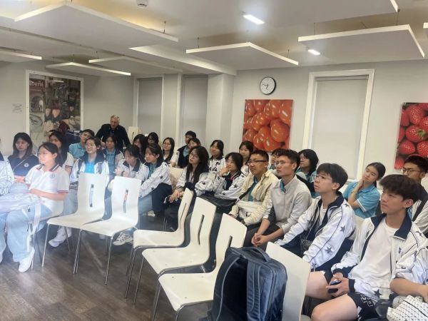 廿载风华启远航 | 兰州东方中学学子赴英国牛津开启世界名校学术之旅