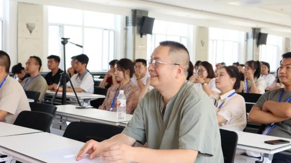 甘肃远大继续教育专修学院八月激励大会圆满落幕