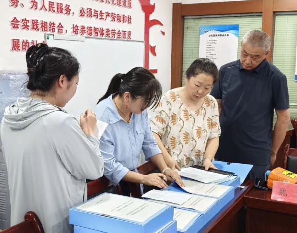 交流促发展,指导明方向——兰州工业学院领导莅临甘肃新科技专修学院检查指导工作