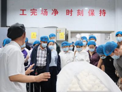 家校携手共建 同促食品安全——兰州新区贺阳学校召开膳食委员会座谈会