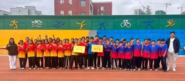 喜报！岷县文武学校在2025年岷县全国青少年校园足球特色校班级足球联赛中斩获初中组双佳绩
