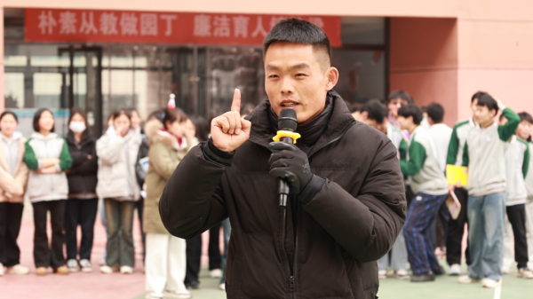 解锁备考减压“新姿势”——兰州市学府致远学校高三级部“迎战高考·心理动力赋能——零食大作战”活动纪实