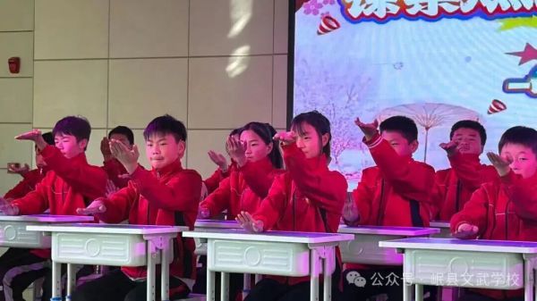 课桌燃活力，少年展风采——岷县文武学校开展课桌舞比赛活动