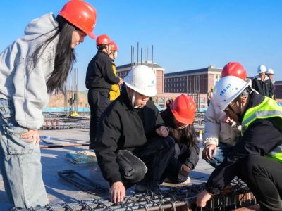 将课堂搬进校园建设一线：兰州信息科技学院与中建七局协同开展“在校建校”综合实践