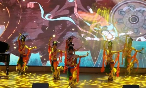 不远万里，携手共拓发展新路径——兰州志成中学与加拿大唯真皇家学院缔结友好关系