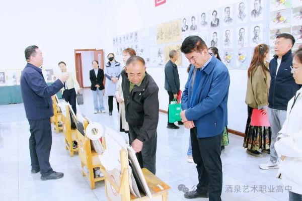 【酒泉艺术职业高级中学】校社携手促交流 同心共育筑未来